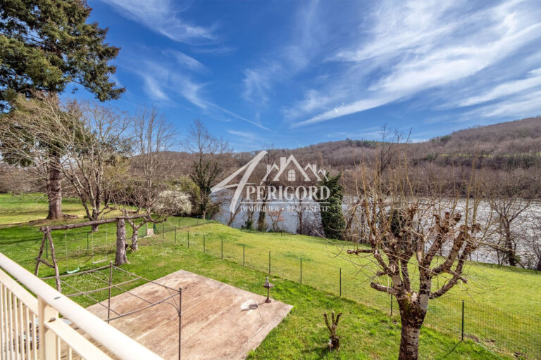 Belle maison orientée plein sud