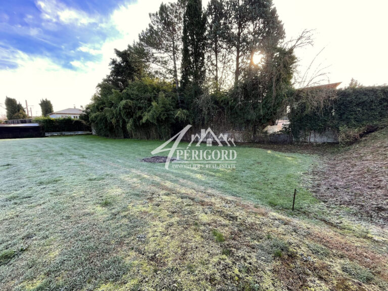 EXCLUSIVITE : Vous souhaitez un coin de nature préservée au coeur de Bergerac et des commodités